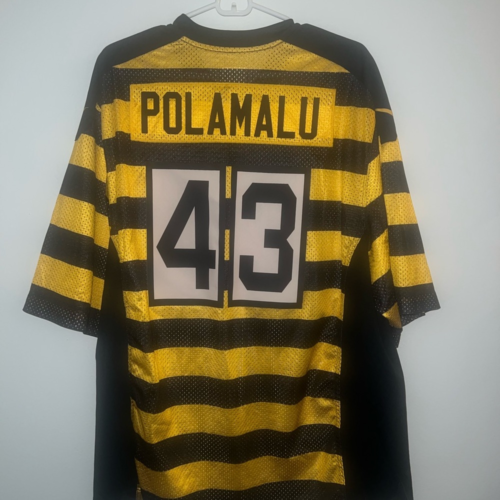 Pittsburgh Steelers Polamalu Jersey - Picture 5 of 6